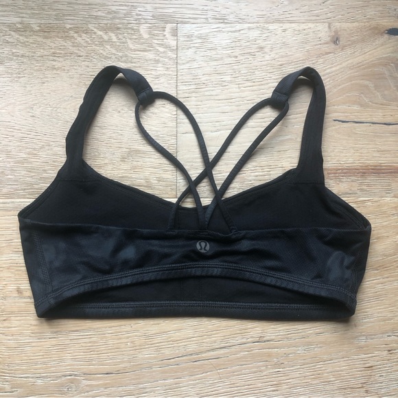 lululemon athletica Other - Lululemon Camo energy bra size M/L